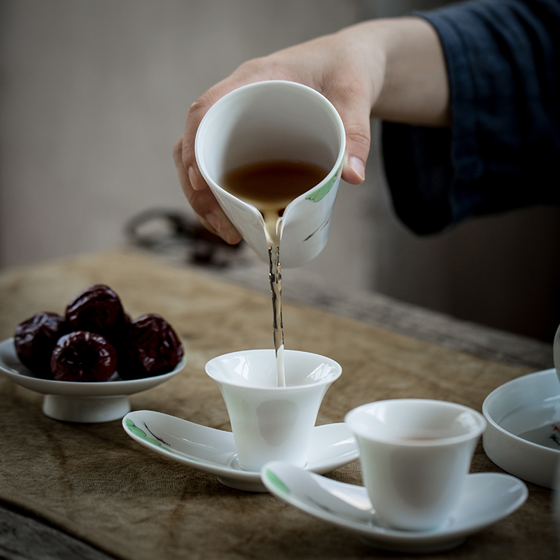The Sioux hand - made on glaze color ceramic fair keller household contracted points of tea and a cup of kung fu tea white porcelain