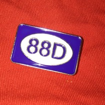 88D commemorative brooch in memory of the