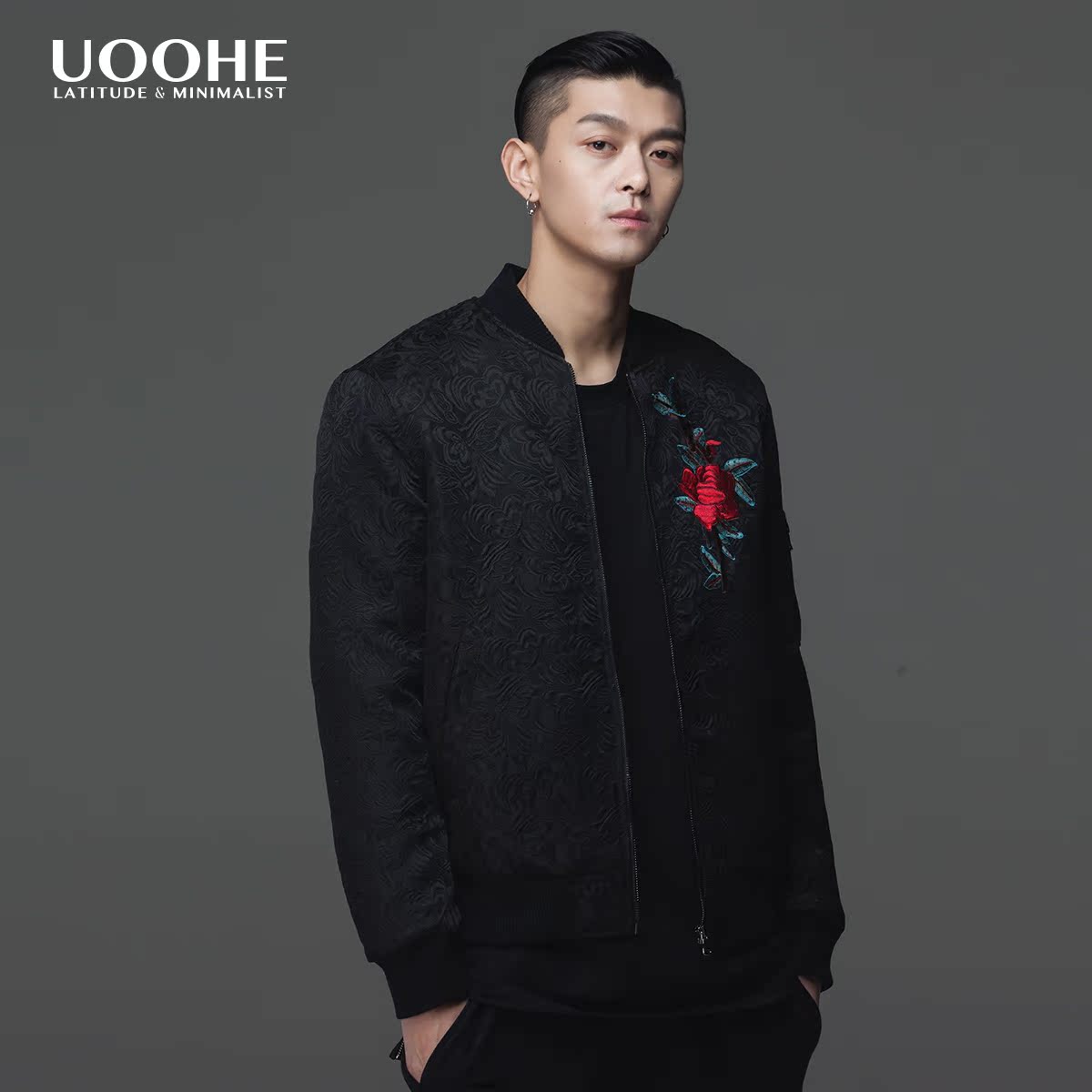 UOOHE2017春季新款棉服男 时尚青年花卉刺绣个性潮流外套男士棉袄产品展示图1