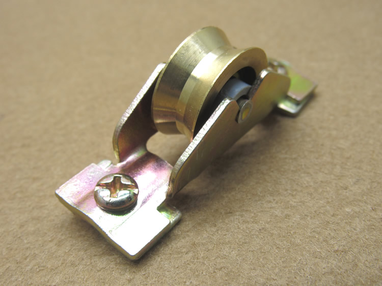 65老式铝合金门窗滑轮 玻璃拉门下滑轮移门纯铜轮尼龙轴承滑轮子