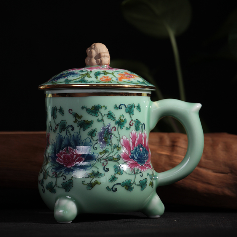 Red xin celadon teacup ceramic cup coloured drawing or pattern, the mythical wild animal creative office with cover cup with a cup of mercifully tea cups