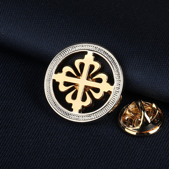Auspicious Ruyi Fashion Crystal Brooch Collar Men's Suit Bottom Box Suit Brooch Trendy Badge Accessories Gift Box Pack
Auspicious Ruyi Fashion Crystal Brooch Collar Men's Suit Bottom Box Suit Brooch Trendy Badge Accessories Gift Box Pack