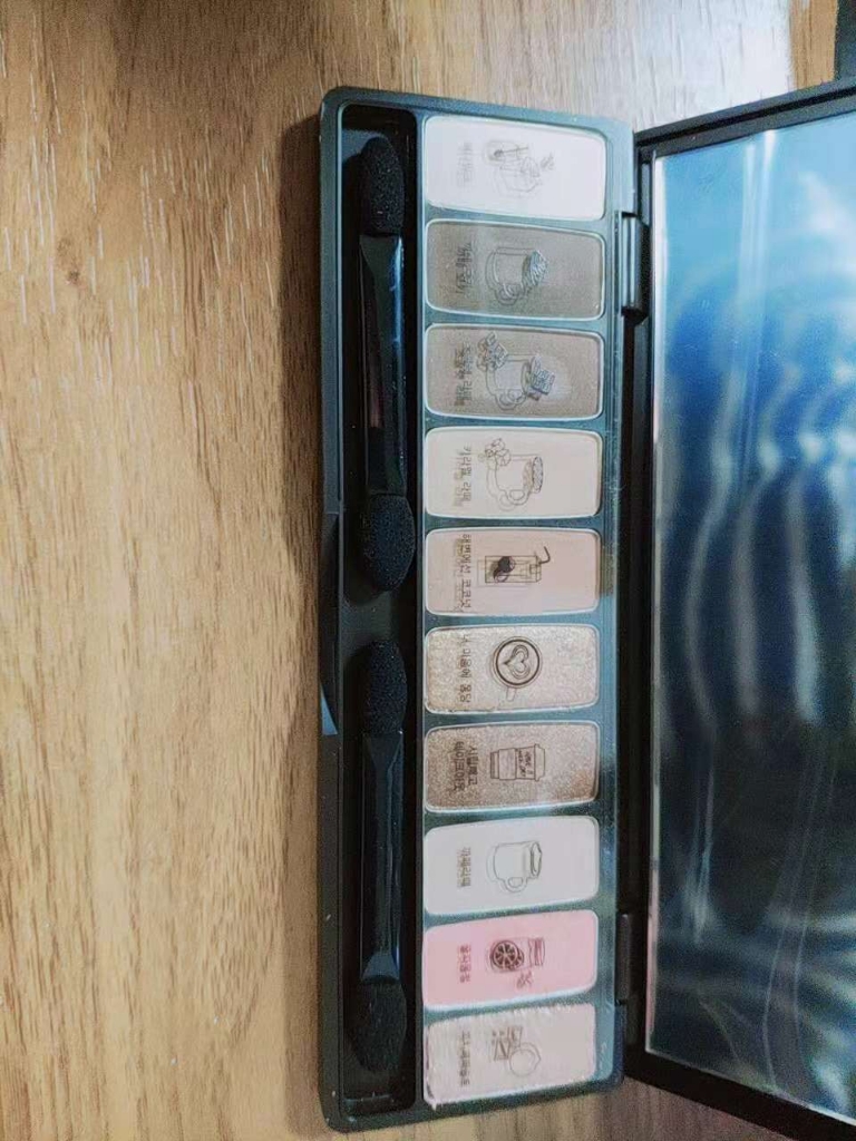 伊蒂之屋十色眼影盘免费试用怎么样好用吗是名牌吗,真实使用体验(经典国货品牌),第4张 伊蒂之屋十色眼影盘免费试用怎么样好用吗是名牌吗,真实使用体验(经典国货品牌),第4张