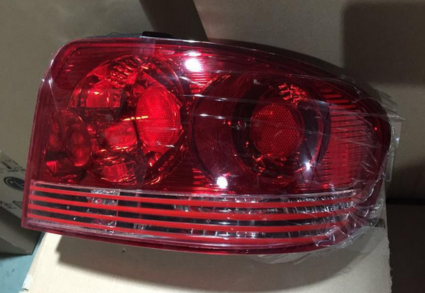 包邮现代索纳塔后尾灯 索纳塔后大灯/后照灯 精品尾灯实物图老款_双氙