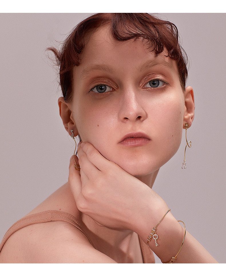 zegl设计师冷淡风显脸瘦的耳环女不对称耳坠气质韩国个性耳钉耳饰