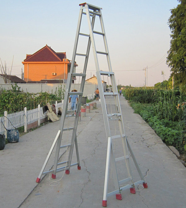 【康鹏旗舰店】铝合金人字升降梯 铝合金梯子伸缩梯 工程梯 家用折叠