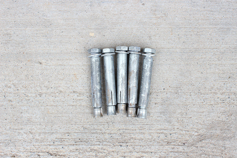 铸钢减速带专用大号膨胀螺丝11*2