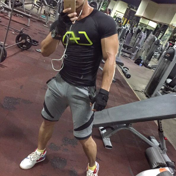 gymaesthetics肌肉男健身衣短袖紧身训练邉覶恤压缩衣速干排汗_7折