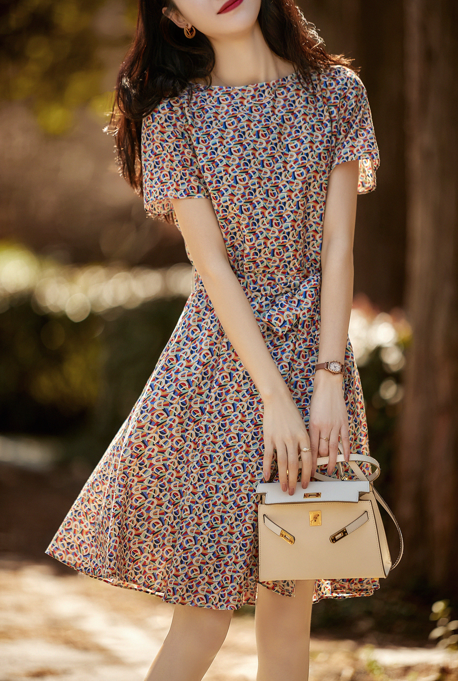 mg笑涵阁系出腰身碎花丝绵短袖连衣裙显瘦气质女神裙-美美服饰7255