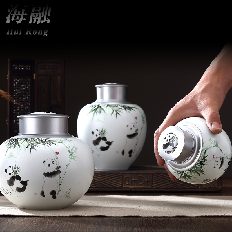 Creative ceramic seal tea jars of child small storage tank pu 'er tea containers of portable kung fu tea set