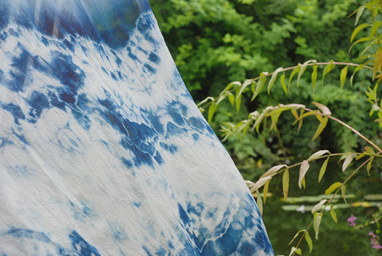 纯天然植物染色 手工染色 多款扎染吊染蓝染丝巾 100%桑蚕丝