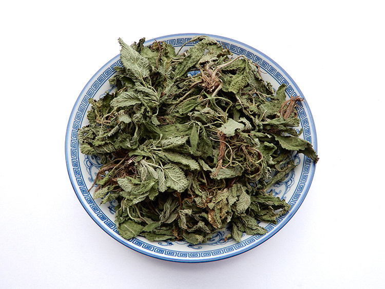 荔枝草(蛤蟆草)别名:皱皮葱,雪里青,过冬青,凤眼草,赖师草