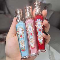 Flowers know the strawberry Rococo Cloud Lip Cream light flexible and pale color