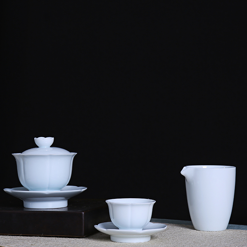 Jingdezhen tea set celadon ceramic cups shadow green kung fu tea set of a complete set of household sea tureen tea gifts