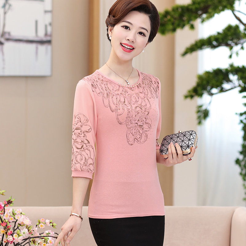 Middle-aged and elderly spring bottoming shirt middle-aged and elderly women's 40-50-year-old middle-aged mother's autumn coat five-point sleeve T-shirt