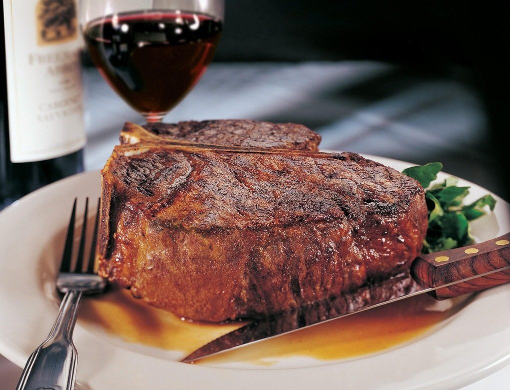 美式t骨牛排