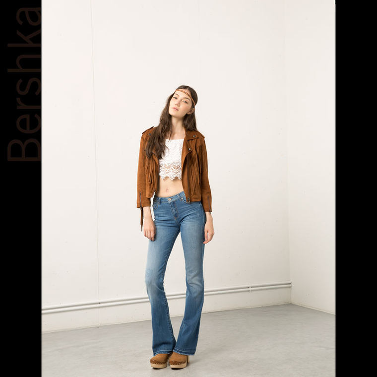 Bershka Bershka 喇叭型牛仔裤 05005847