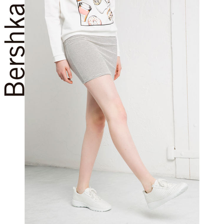 Bershka BSK 提花短裙 00735187