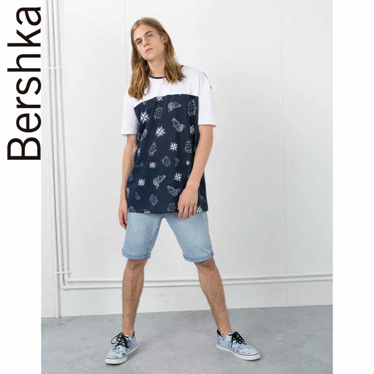 Bershka布料拼接印花 T 恤衫 07962256