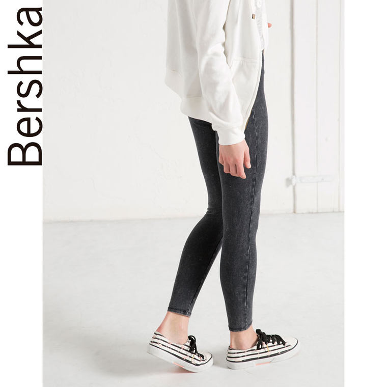 Bershka BSK 基本款铅笔裤 00155443