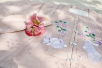 (Eat flower rabbit) Ziyang flower hydrangea silk flower Luo Su embroidery hand embroidery square collar patter custom