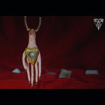 (Lingqi Creator Society) Psychic Hands Minor Bad Aesthetics Gothic Retro Pendant Personality Spiritual Necklace
