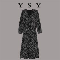 Fat - yard MM Super Fall - Crush Dress 2021 Spring Costume Clean French Retro - style V - collar dress