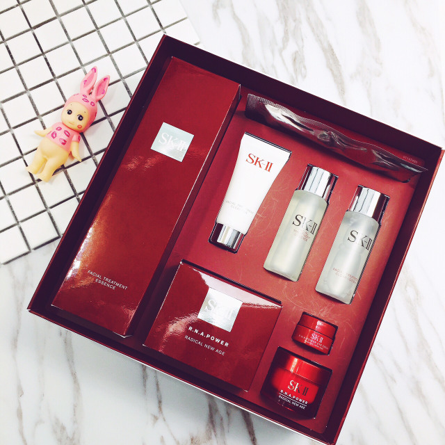 明天晚上8点.有点sk2的零碎 都放出来.