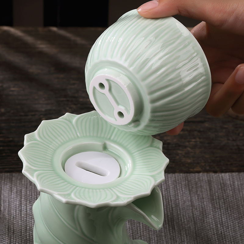 TaoMingTang kung fu tea set automatically lazy people make tea restoring ancient ways of household ceramic celadon teacup tea tray