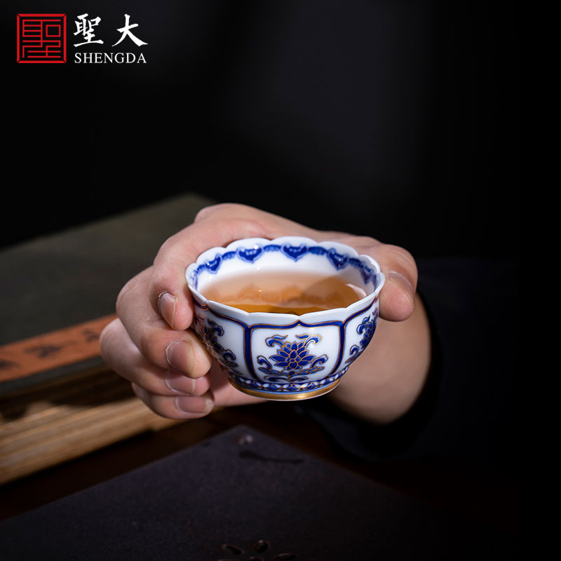 St big blue and white paint lotus flower koubei teacups hand - made ceramic kung fu masters cup sample tea cup of jingdezhen tea service