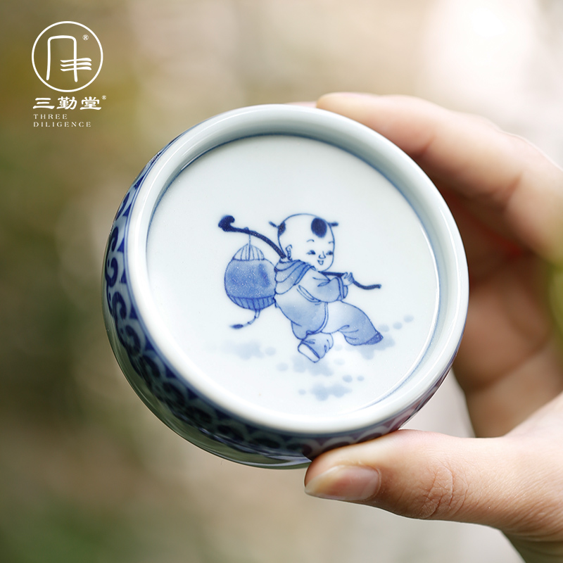 Three frequently hall blue tie up lotus flower cover employ jingdezhen ceramic cap lid kung fu tea accessories S04052