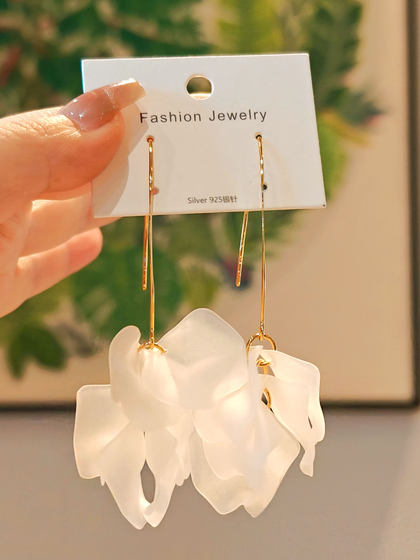Zlomj Fresh Super Fairy Seaside Fashion Flowers Tassel 귀 매달려 기질 고급 여름 꽃 술 Tassel Earrings Women Zlomj Fresh Super Fairy Seaside Fashion Flowers Tassel 귀 매달려 기질 고급 여름 꽃 술 Tassel Earrings Women