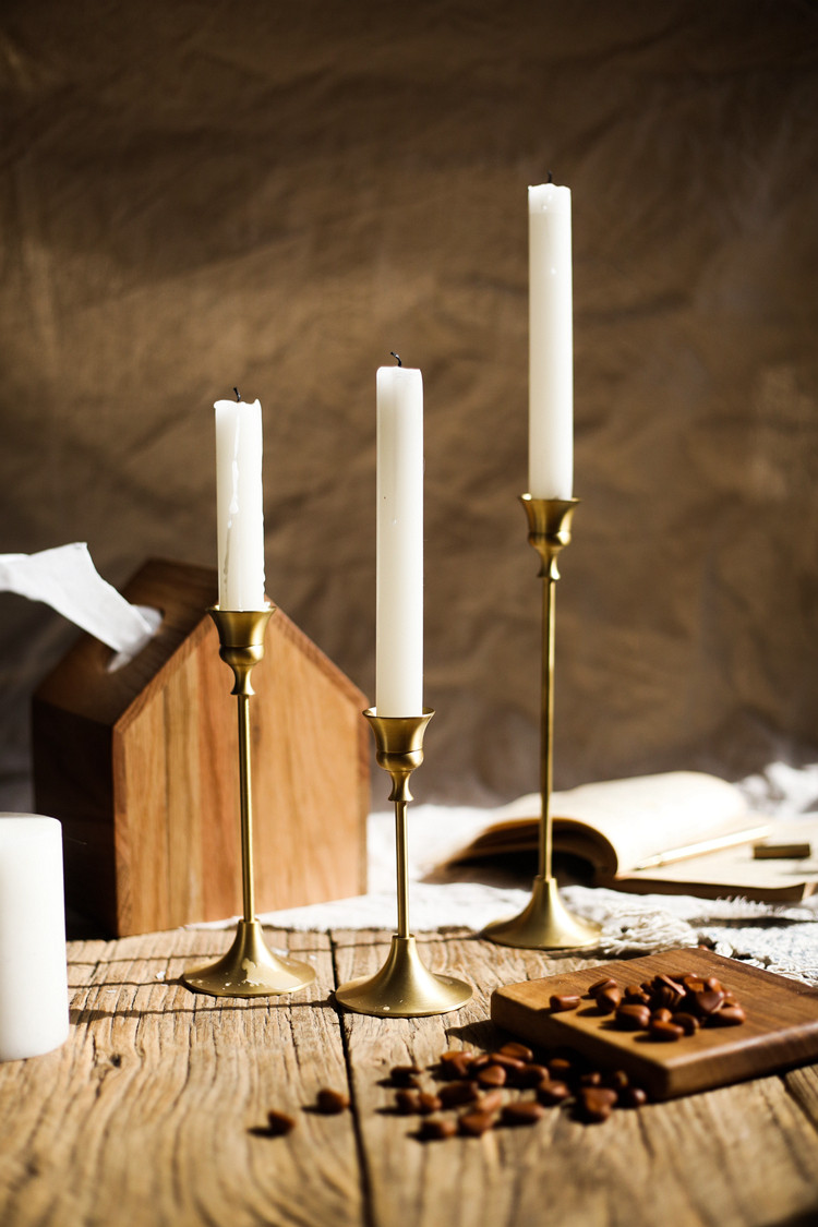 轴年ins简约黄铜单头烛台 古董复刻版烛台软装摆件 花艺摄影道具