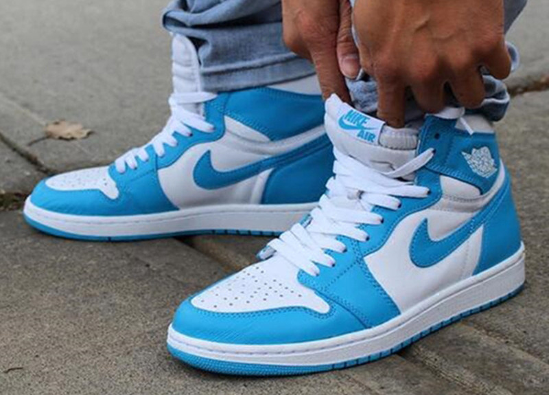 看战狼2天气太热不妨穿蓝色aj篮球鞋