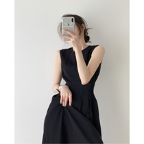Black dress 2021 French high grade niche sleeveless waist a thin black dress tea break long dress women Summer