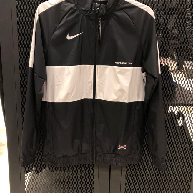 Nike休闲长袖套装 Nike休闲长袖套装