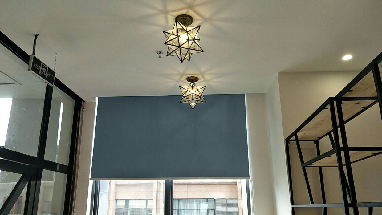 成都成品特价防水全遮光卷帘柔纱帘双面涂色办公室写字楼窗帘百叶