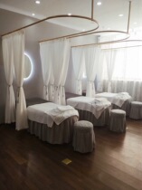 Net celebrity U-shaped beauty salon health hall physiotherapy bed beauty bed wrought iron U-rod partition curtain U-shaped curtain support frame