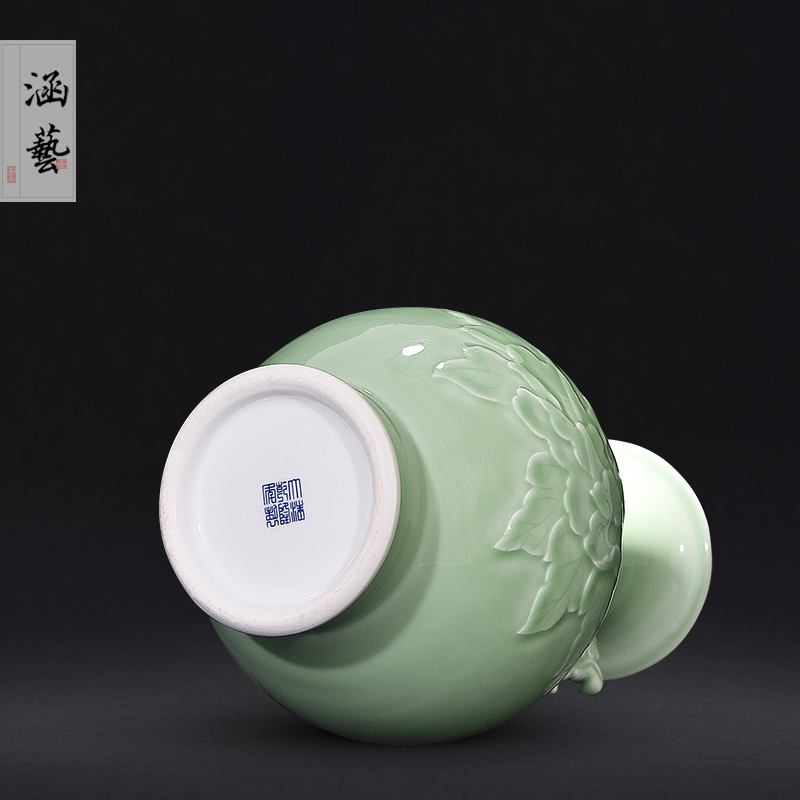 Shadow of jingdezhen ceramics green ears peony vases, new Chinese style flower arrangement sitting room decoration carving furnishing articles of handicraft