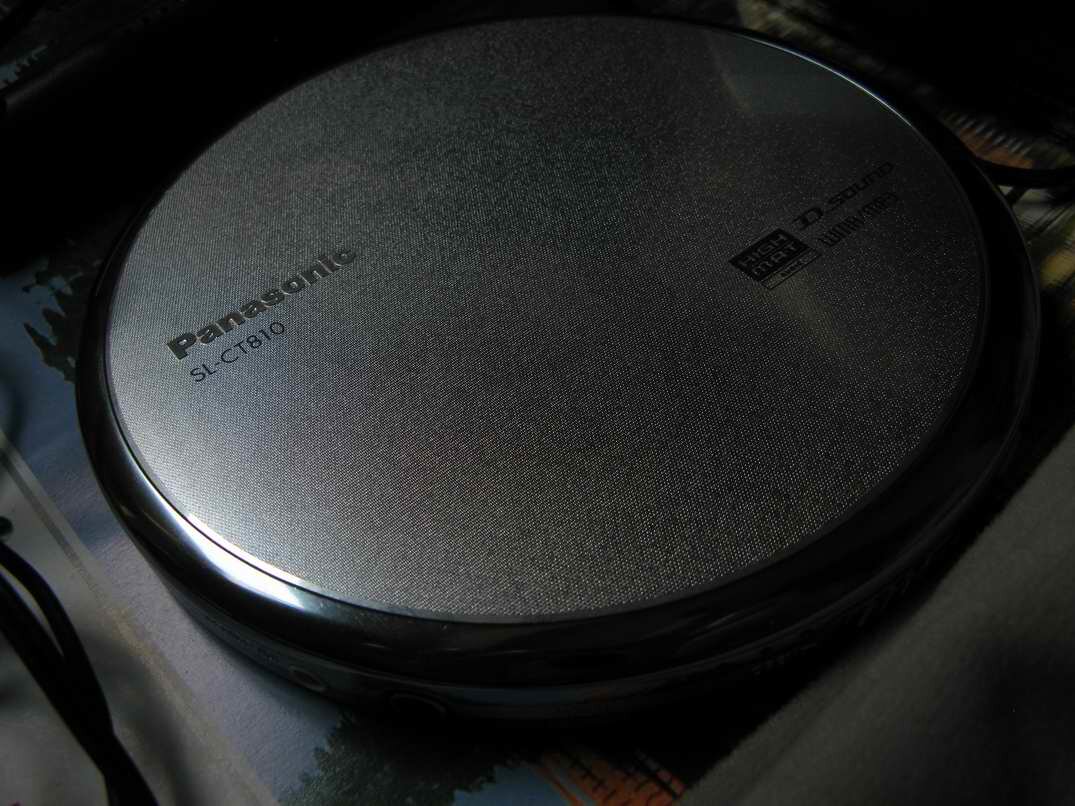 松下ct810算是个小全套吧,除了外包装和说明书等之外该有的都有.