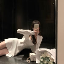 JoyingFeng (Love playing Little White Rabbit) White small crowdharden with dress texture Advanced closedown short dress