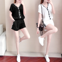 European Station White Sports Short Sleeve Suit Women Summer Loose 2022 New Fashion V Collar Leisure Two Sets