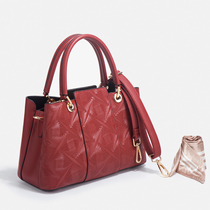 Mother's bag wedding bag middle-aged women's 2022 new atmospheric red mother-in-law wedding bag genuine leather women's handbag