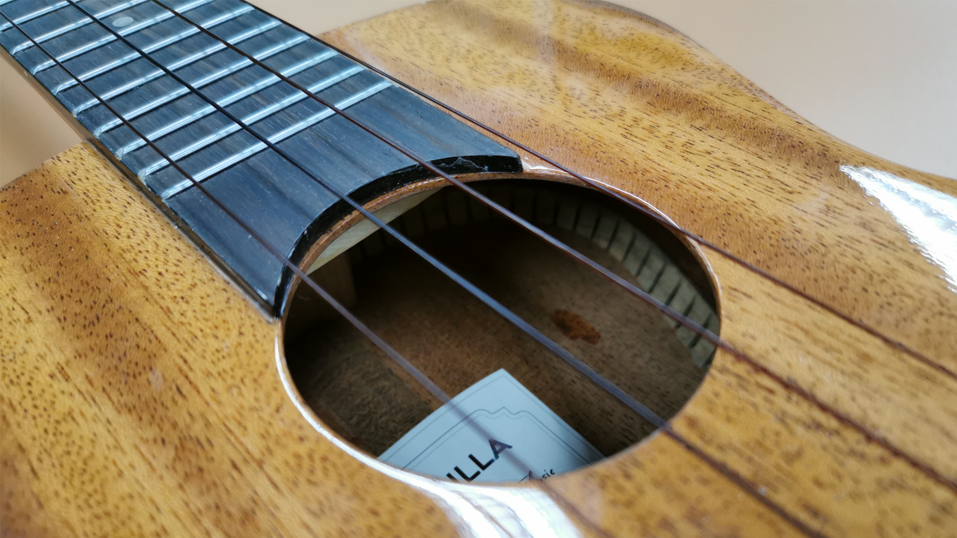 干货教你选择适合自己的尤克里里琴弦