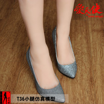 Love angel simulation foot model T36 calf model Real beauty leg model online shop shooting silicone foot model