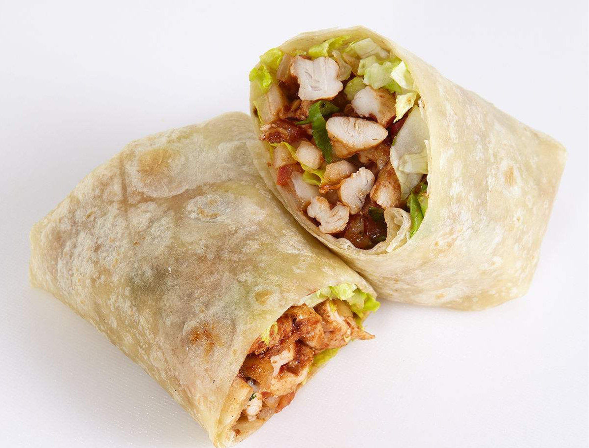 玉米面80克,胡萝卜1根,生菜,食盐蚝油,老抽,料酒,黑胡椒,生姜,烤肉料