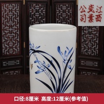 Retro Jiangxi porcelain pastel indifferent Ming Zhilan pattern pen holder antique porcelain antique