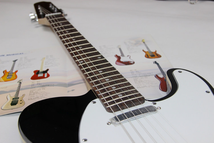 限区包邮 芬达john5电吉他 john5电吉它【可锁弦琴钮 镜面护板】