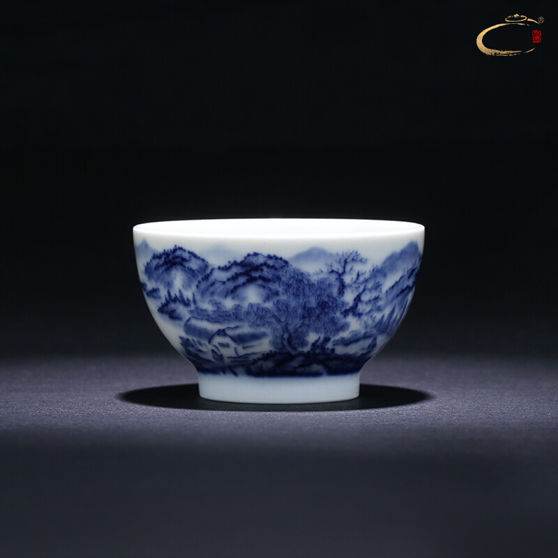 Jingdezhen blue and white SongYin and auspicious day of kung fu master cup cup of pure manual single CPU hand - made teacup