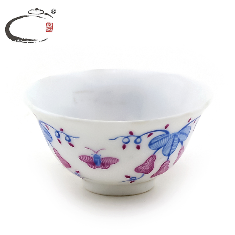 And auspicious jingdezhen hand - made kung fu tea cup sample tea cup blue And white porcelain bowl with alum red pear small cup